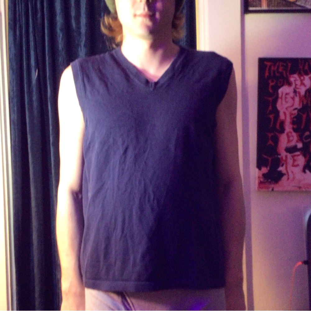 Sweater vest